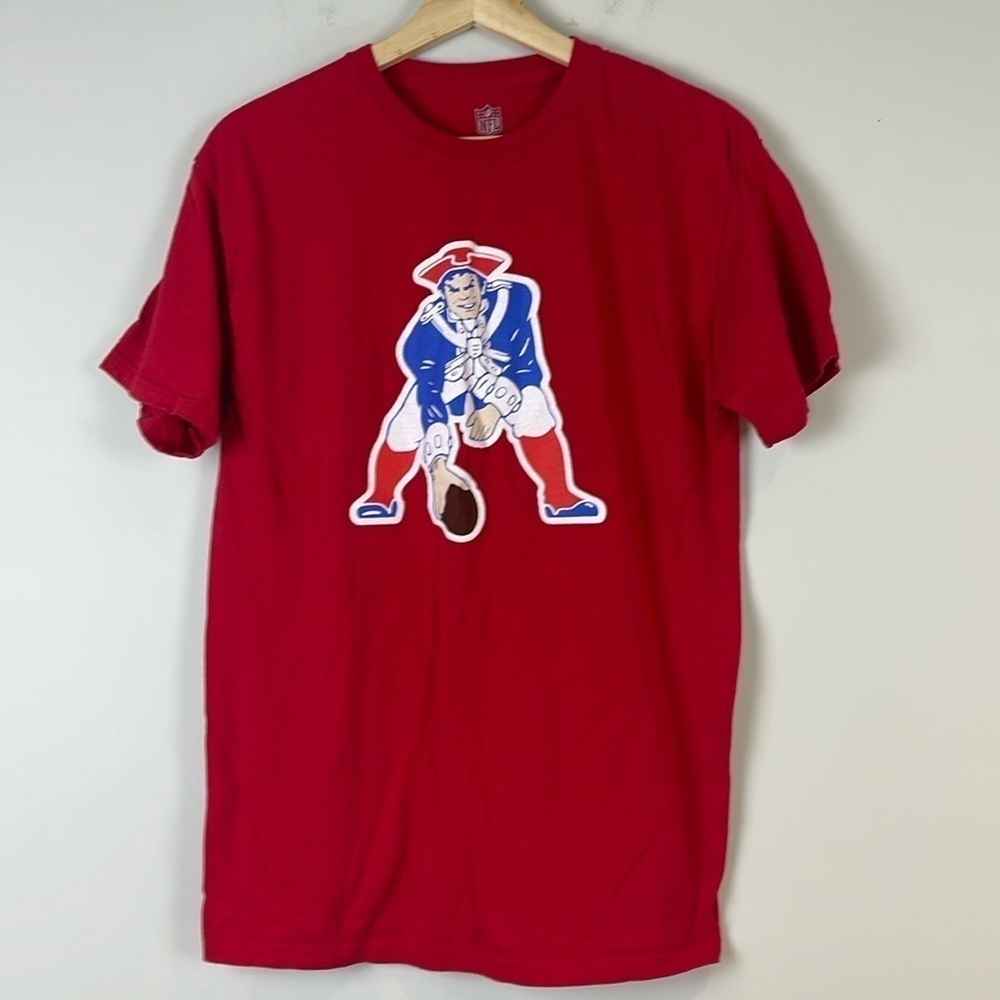 Men's NFL New England Patriots Rewind Logo Tri-Blend T-Shirt - Size Medium - Picture 2 of 7